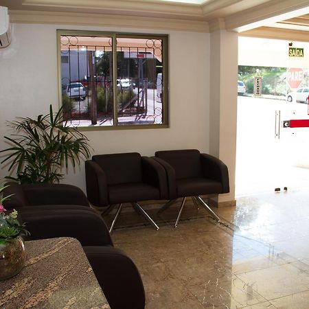 Hotel Pallis Ерешим Екстериор снимка